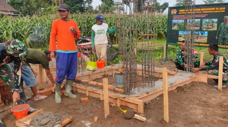 Bantuan Sumur Bor Bantu 150 Petani Kediri